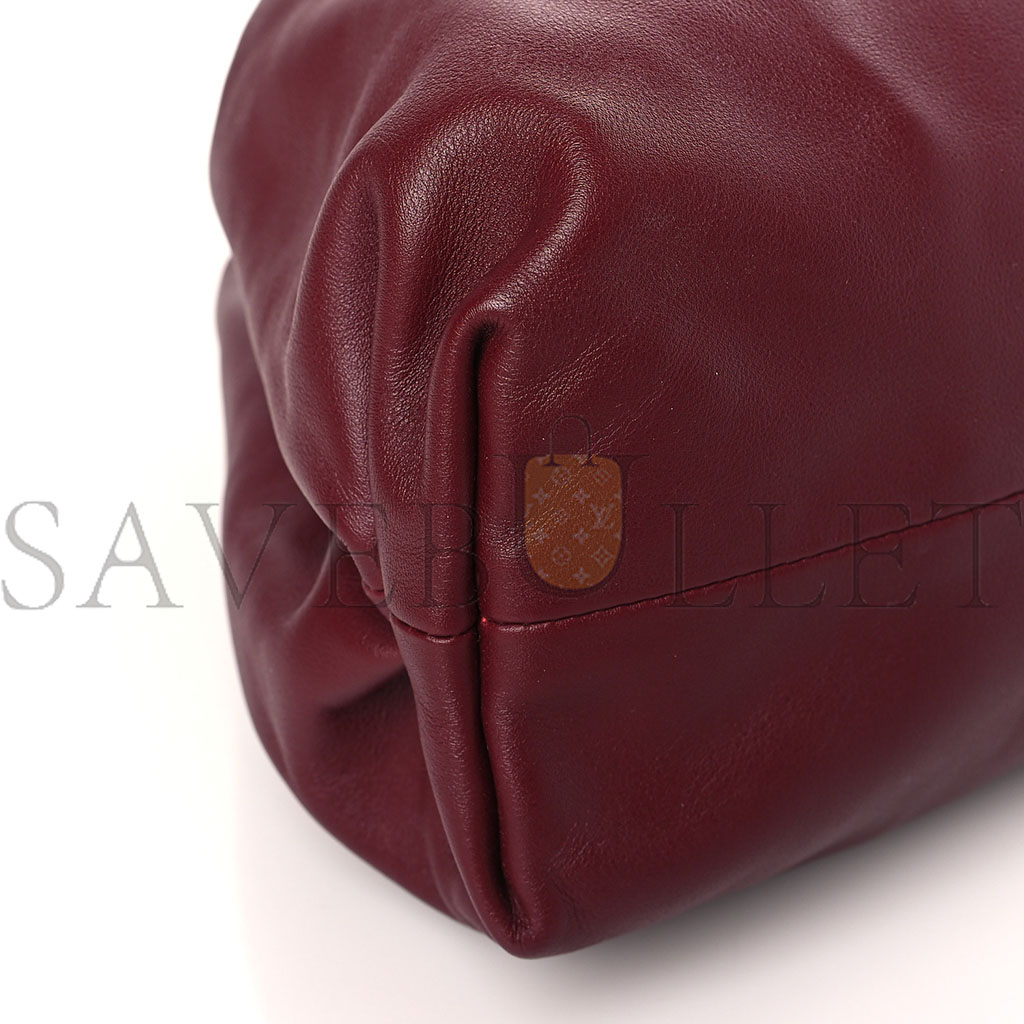 BOTTEGA VENETA SMOOTH BUTTER CALF THE POUCH OVERSIZED CLUTCH BORDEAUX  (37*21*8cm)