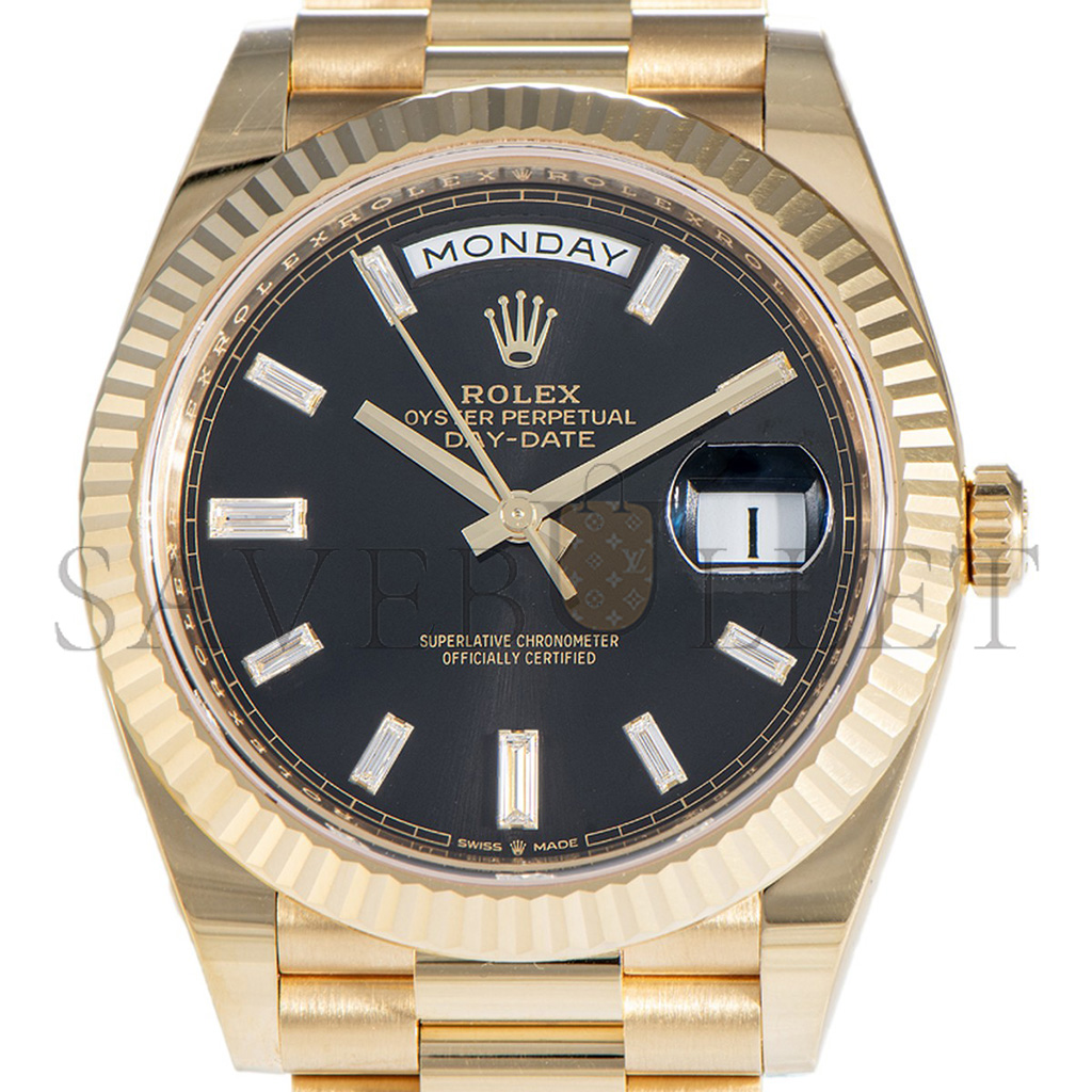 ROLEX DAY-DATE 40MM WATCH 228238