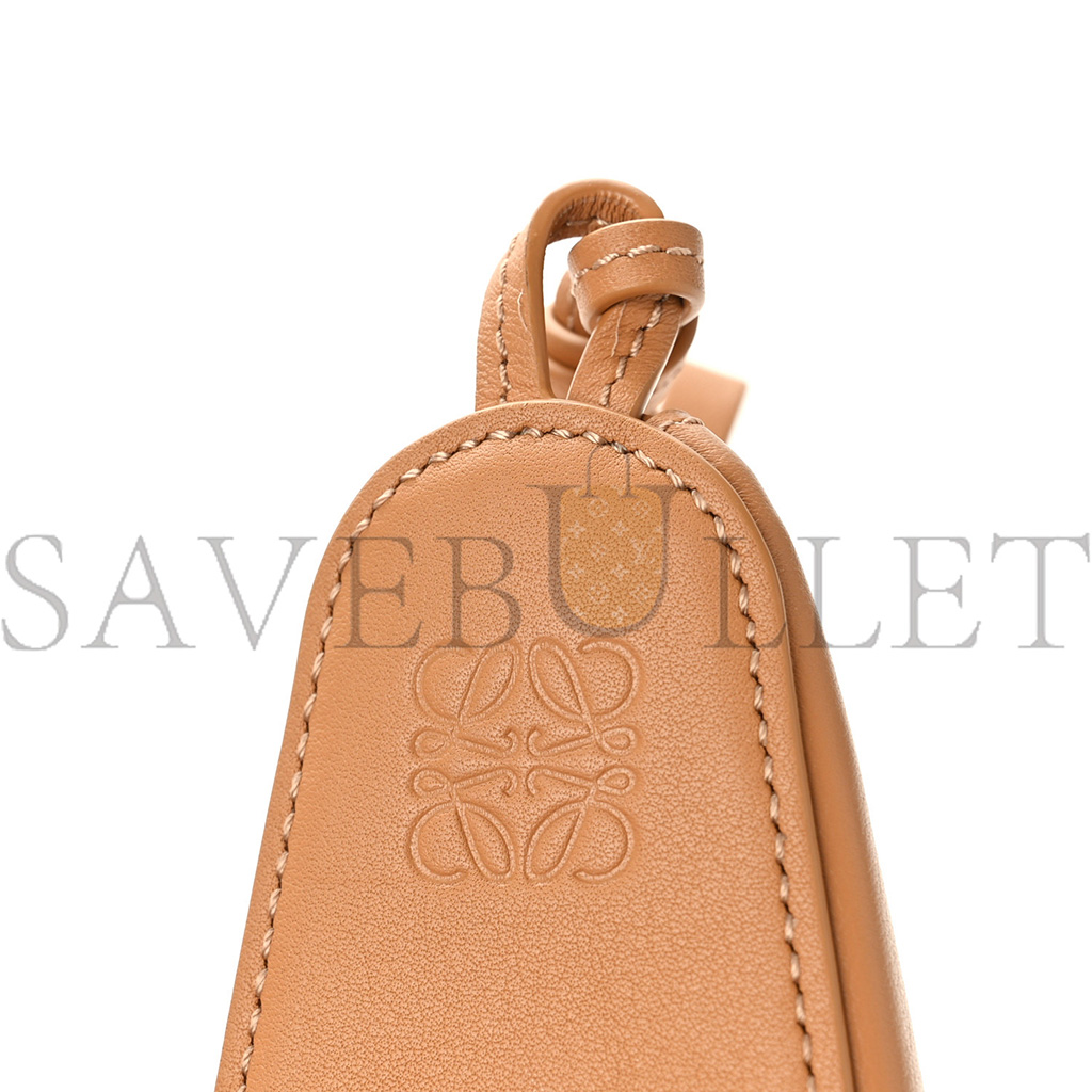 LOEWE CALFSKIN MINI HAMMOCK HOBO WARM DESERT (17*15*10cm)